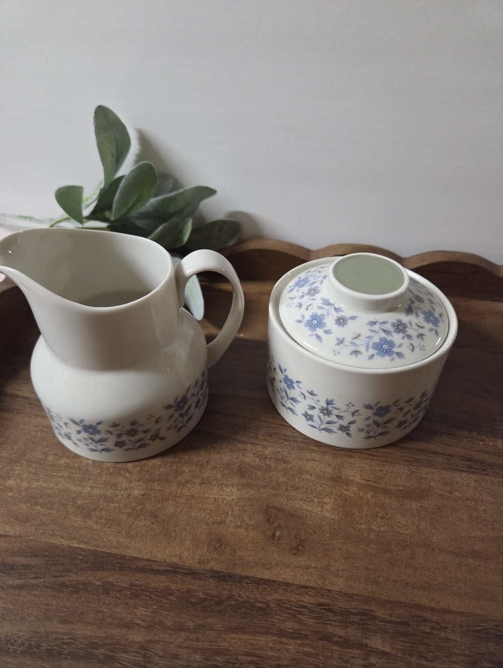 MCM Royal Doulton England Creamer & Sugar Set In Blue & White Floral "Galaxy"
